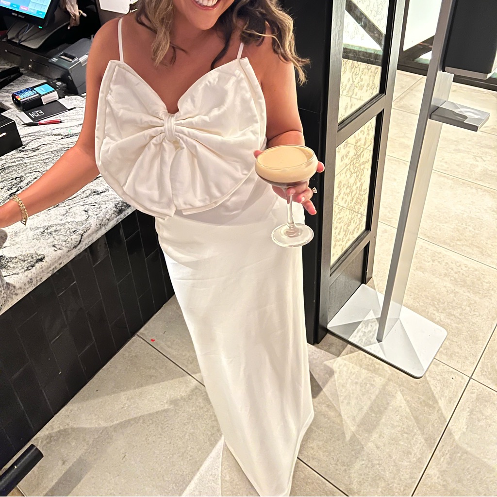 Dissh Aisle White Midi Bow Dress